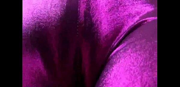  Michelle Lynn in purple leggings